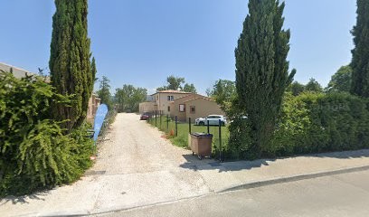 Cabinet dentaire LA BASTIDE - Dr Rémy LATOMBE & Dr Camille GAUDINIERE & Dr Apolline RAMIER & Dr Raphaël AMICO & Dr Ben FEDER, Dentiste à L'Isle-sur-la-Sorgue
