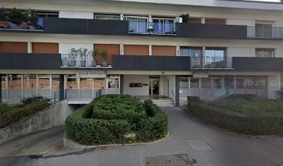 Barreau-Roquetanière SCM, Dentiste à Tours