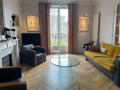 Dr Théodore Sebbag, Dentiste à Paris 18