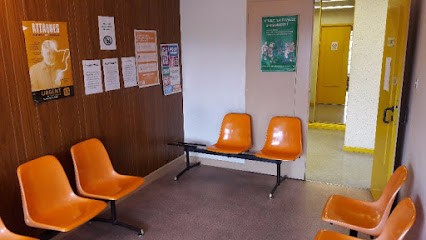 Dr Isy Politi, Dentiste à Villefontaine