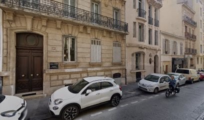 Cécile Niboyet - Dentiste, Dentiste à Marseille 04