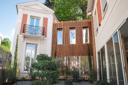 Dentiste - Docteur Arnaud BRAHAMI, Dentiste à Montmorency