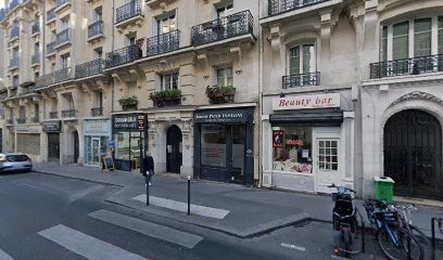 Dr Viard Camille, Dentiste à Paris 18