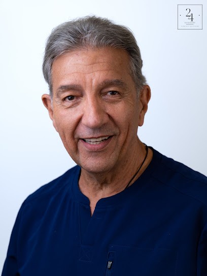Dr Gérard NAVARRO, Dentiste, Dentiste à Paris 16