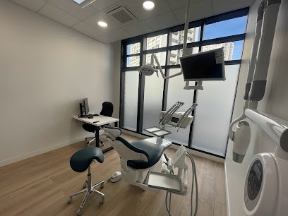 Cabinet Dentaire & Medical - AD Colombes - Soins dentaire, Chirurgie, Implantologie, Esthetique, Dentiste à Colombes