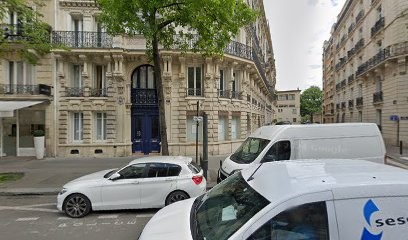 Dot Daniel, Dentiste à Paris 16