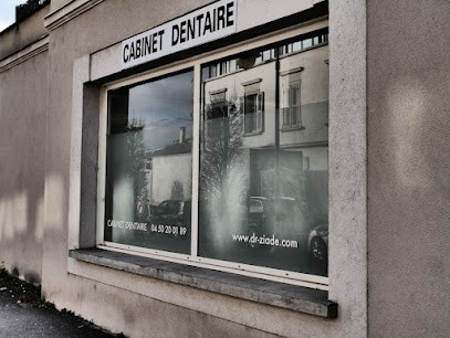 Ziade Doctor - Dentist, Dentiste à Divonne-les-Bains