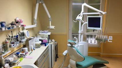 Dr Joelle GANEM, Dentiste à Neuilly-sur-Seine