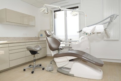Docteur Michael Gozlan - Dentiste, Dentiste à Nogent-sur-Marne