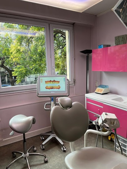 Docteur Carine Hayat - Pratique réservée à l'orthodontie, Dentiste à Paris 05