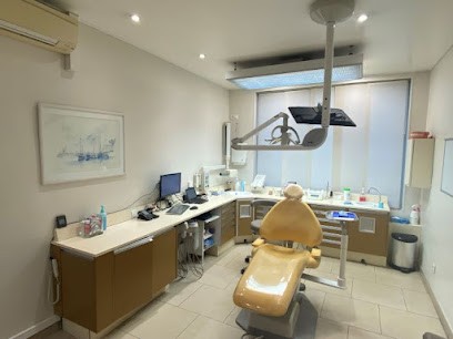 Dr Egea Raphael, Dentiste à Nice