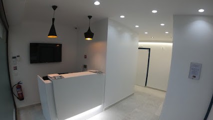 Clara Knafo et Jean-Marc Dersot, Dentiste à Paris 16