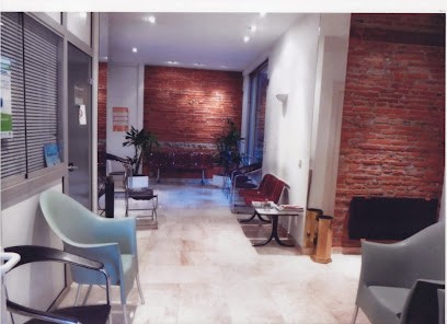 Dr. Quesada Pérez - Dentist, Dentiste à Toulouse