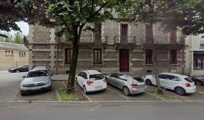 Dr. Philipp Hertenstein, Dentiste à Dijon