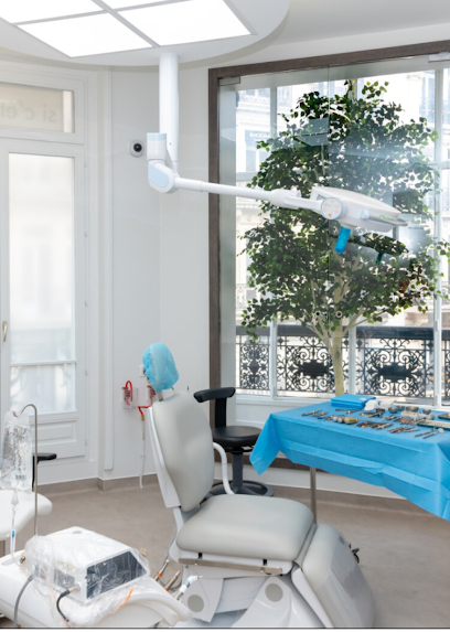 Dentiste Paris 8Ème - Dr Enzo Elkouby Dentiste à Paris 08