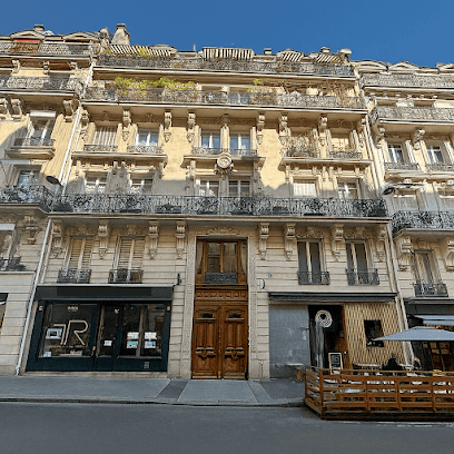 Institut Visage Sourire Dentiste à Paris 08