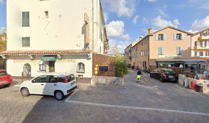 Sevilla Marie-Noëlle, Dentiste à Mandelieu-la-Napoule