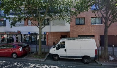 Dr Corinne Zirah, Dentiste à Suresnes