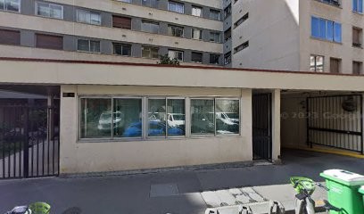 Borocin Aviva, Dentiste à Paris 17