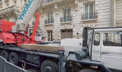 Monthéan Pascal, Dentiste à Paris 08