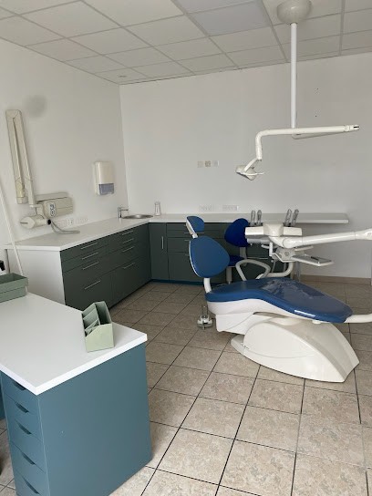 DOCTEUR Fabrice TCHENG, Dentiste à Thiviers