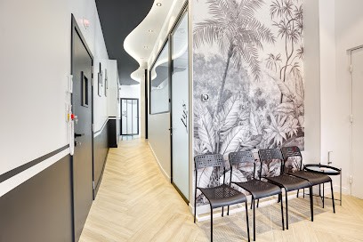 Docteur Myriam Anouar, Chirurgien-Dentiste Paris 17 - Remplacante du Dr Sophie Nguyen - Enfants - Pedodontie, Dentiste à Paris 17