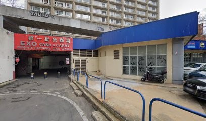 Huynh Vien-Phong, Dentiste à Paris 13