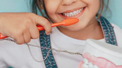 Dr Duong Rodolph, Dentiste à Antony