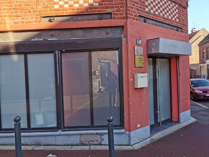 El Mallouki Nadia, Dentiste à Roubaix