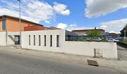 Dr Combes Fruitet Elsa, Dentiste à La Salvetat-Saint-Gilles