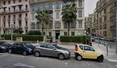 Janvier Françoise, Dentiste à Nice