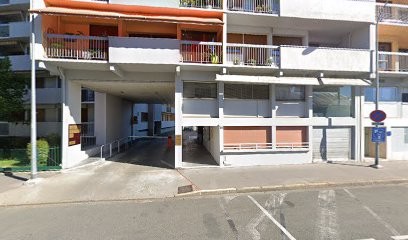 Creste Guillaume, Dentiste à Pau