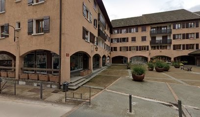 Léger Elian, Dentiste à Chevaline