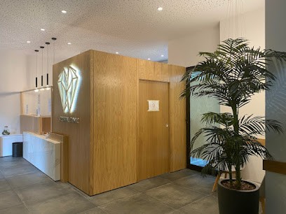 Dentiste Orléans - Centre dentaire Crystal Clinic, Dentiste à Orléans