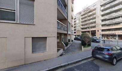 Albano Laurent, Dentiste à Lyon 08