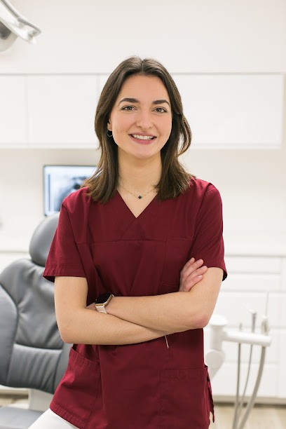 Dr Eléonore Coutillard, Dentiste à Saint-Germain-en-Laye