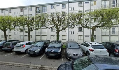 Jean Cedric, Dentiste à Créteil