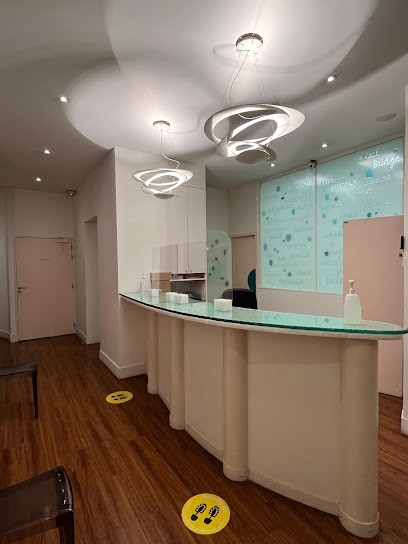 Léa HUVENNE, Dentiste à Nice