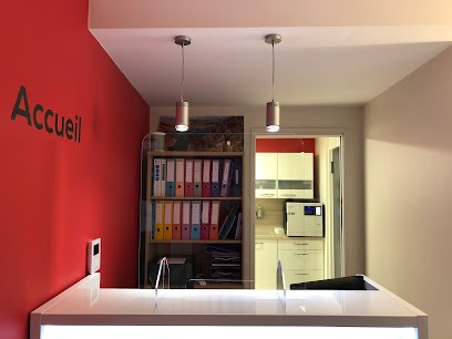 Bussac Corinne, Dentiste à Aiguilhe