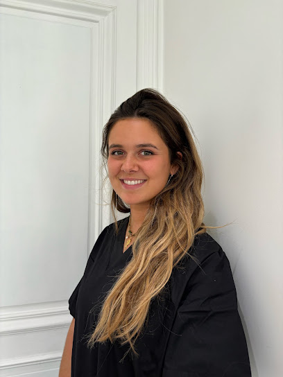 Dr Esther Laurin, Dentiste à Paris 09