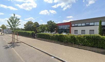 DOCTEUR GUENANE khaled, Dentiste à Oullins