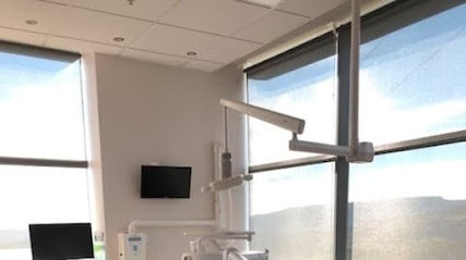 Dr François-Marie DUTOUR, Dentiste à Saint-Genès-Champanelle