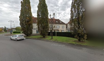 Nguyen Christian, Dentiste à Vitry-le-François
