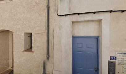 Roche Yvon, Dentiste à Roquebrune-sur-Argens