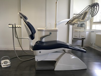 Dr FITOUCHI Bruno, Dentiste à Sainte-Foy-lès-Lyon
