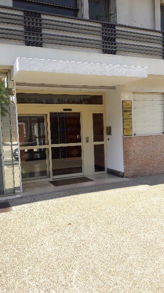 Berry Nicolas, Dentiste au Cannet