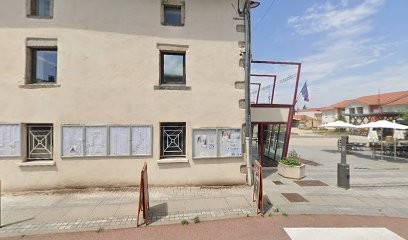 De Charry Bertucat Dorothee Brigitte, Dentiste à Montagny
