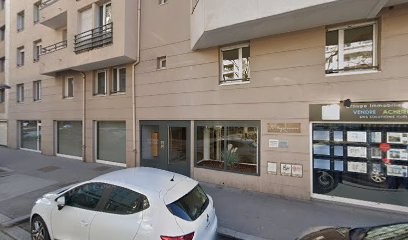 Dr. Lisa BLIC - Dentist Lyon 03, Dentiste à Lyon 03