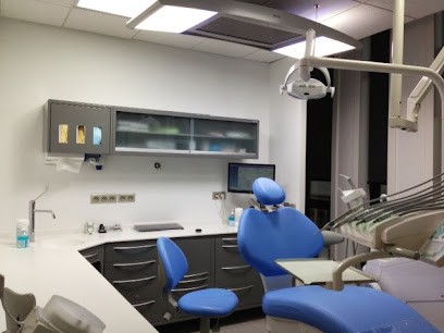 SELARL Docteur ATTIEH, Dentiste à Dreux
