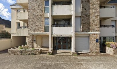 Omnes Olivier, Dentiste à Ploërmel